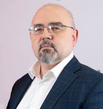 Дмитрий Глухарев