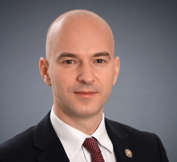 Сергей Иванов