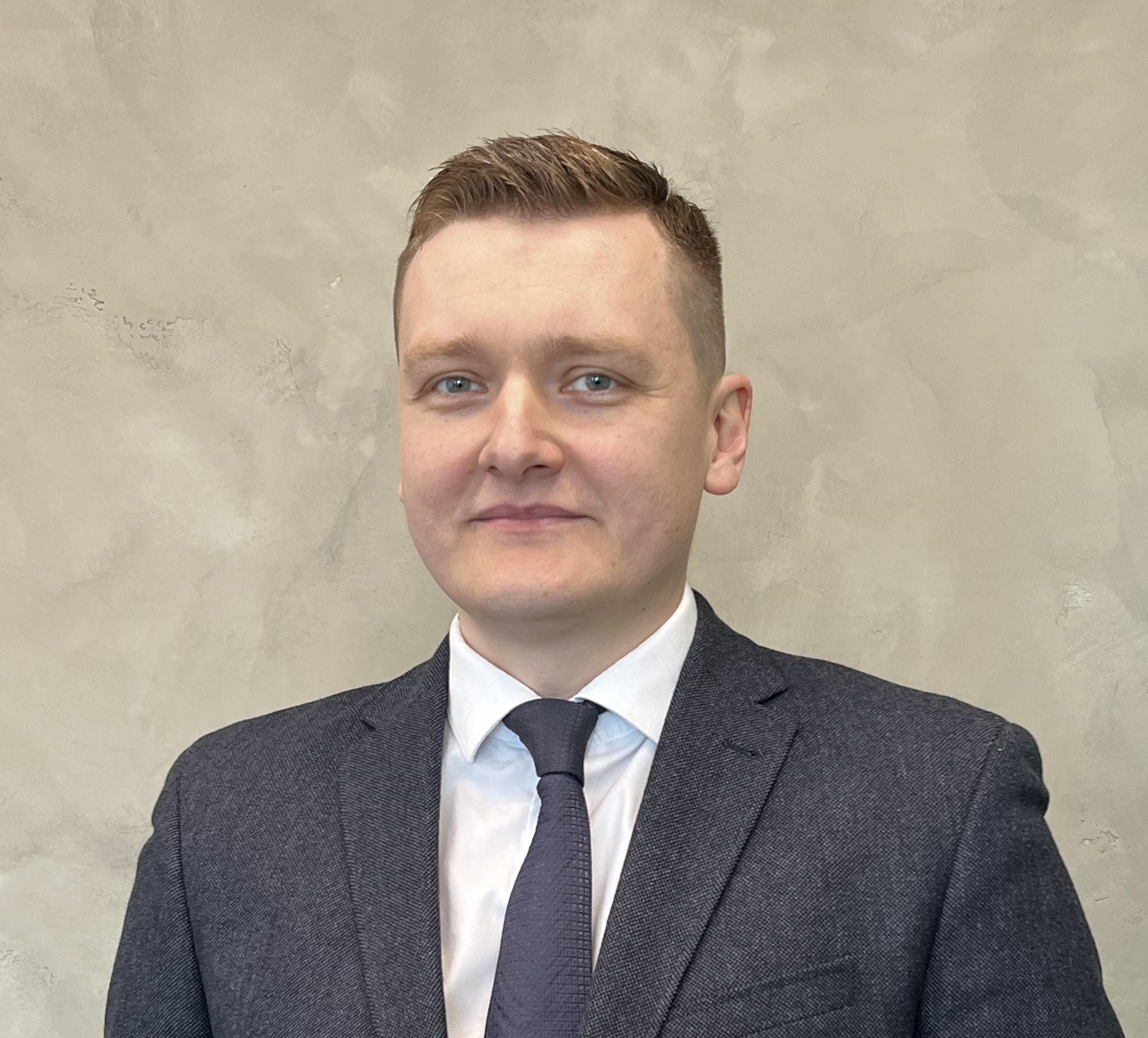 Антон Тихонов