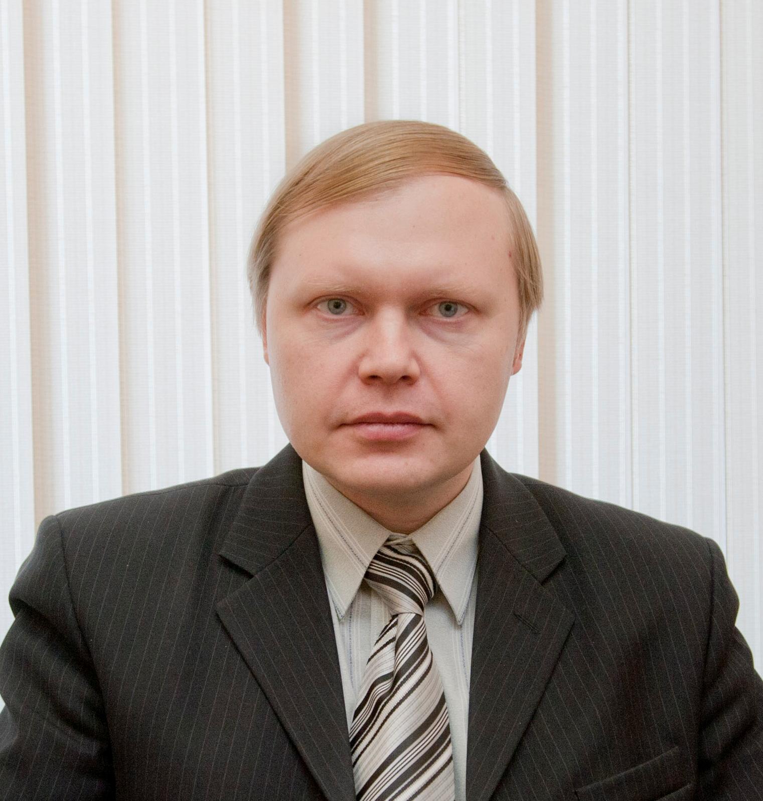 Сергей Максимов